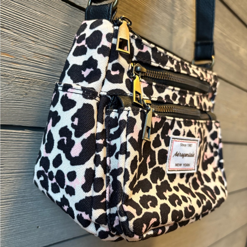 Aeropostale Leopard Print Crossbody Bag - Picture 8 of 11